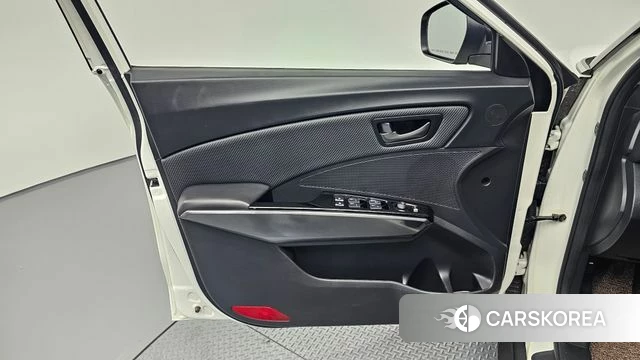 Ssangyong Berry New Tivoli id 4389826 из Кореи 16