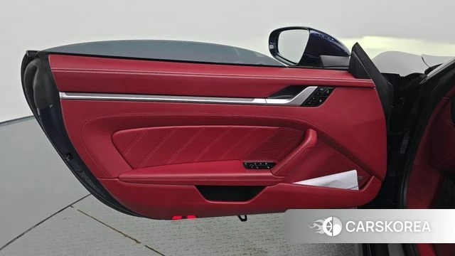 Porsche 911(992) id 4637220 из Кореи 16
