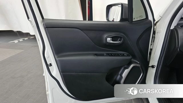 Jeep Renegade id 4444987 из Кореи 16
