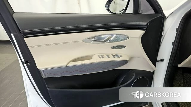 Genesis GV70 id 4224631 из Кореи 16