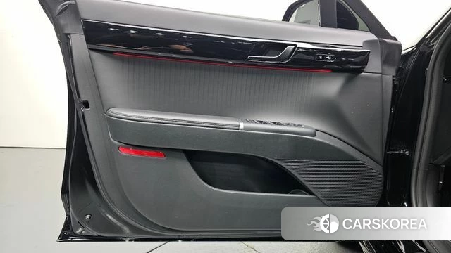 Hyundai Grandeur Hybrid (GN7) id 4422128 из Кореи 16