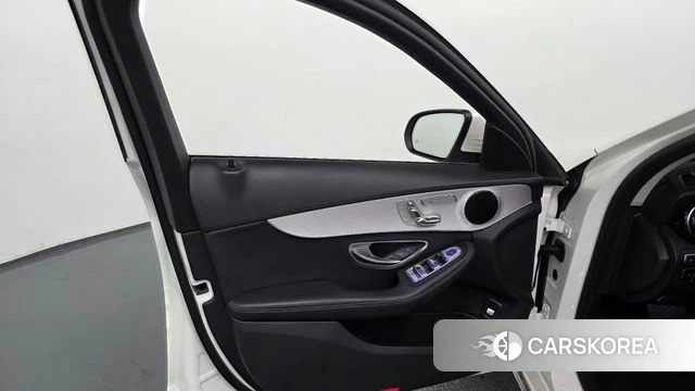 Mercedes-Benz C-Class W205 id 4609664 из Кореи 16
