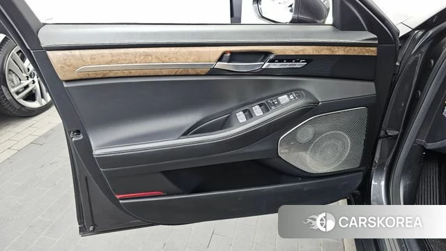 Genesis G90 id 4535733 из Кореи 16