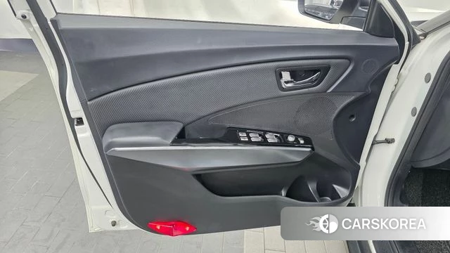 Ssangyong Tivoli Armor id 4765590 из Кореи 16