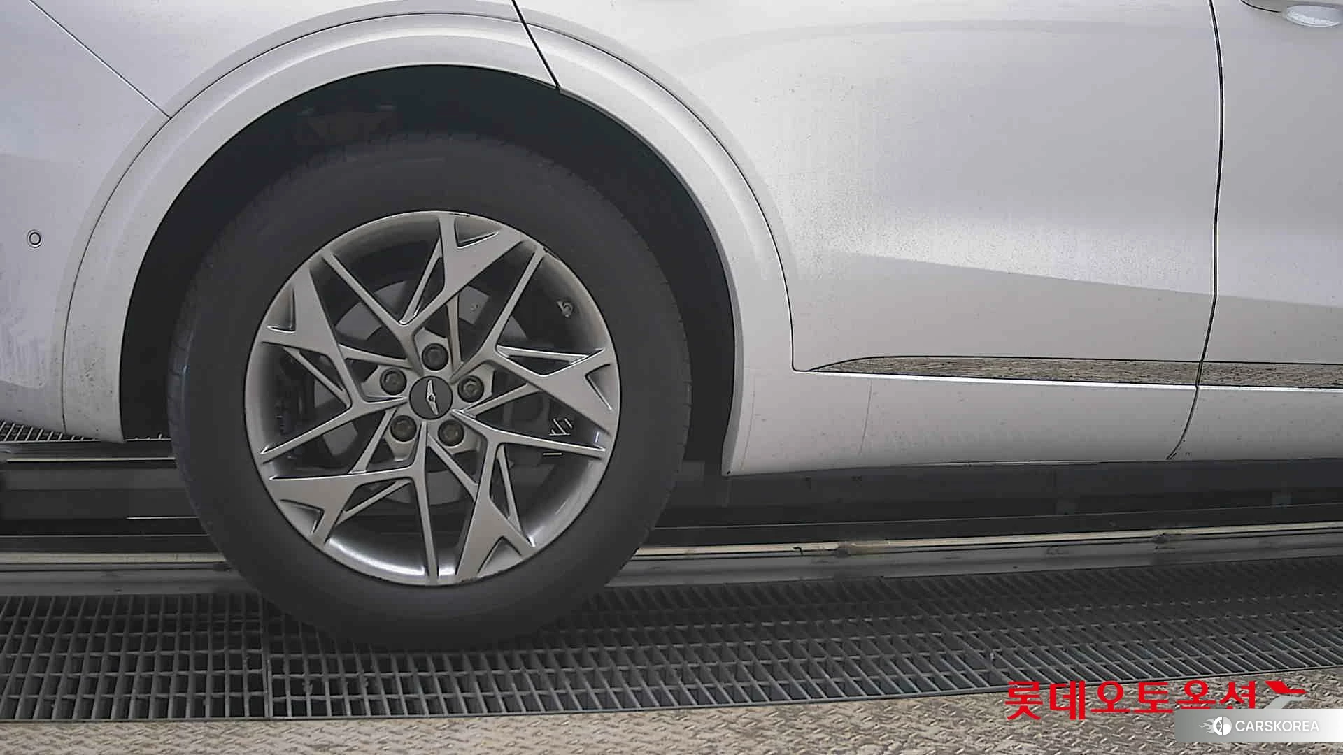 Hyundai GV70 id 3882068 из Кореи 16