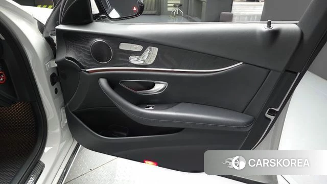 Mercedes-Benz E-Class W213 id 4689282 из Кореи 16