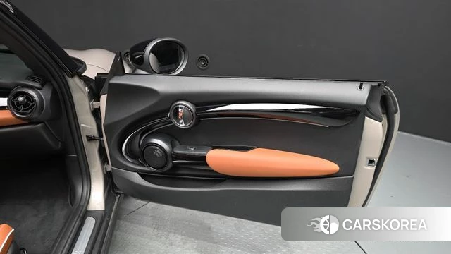 Mini Cooper S Convertible id 4354477 из Кореи 16