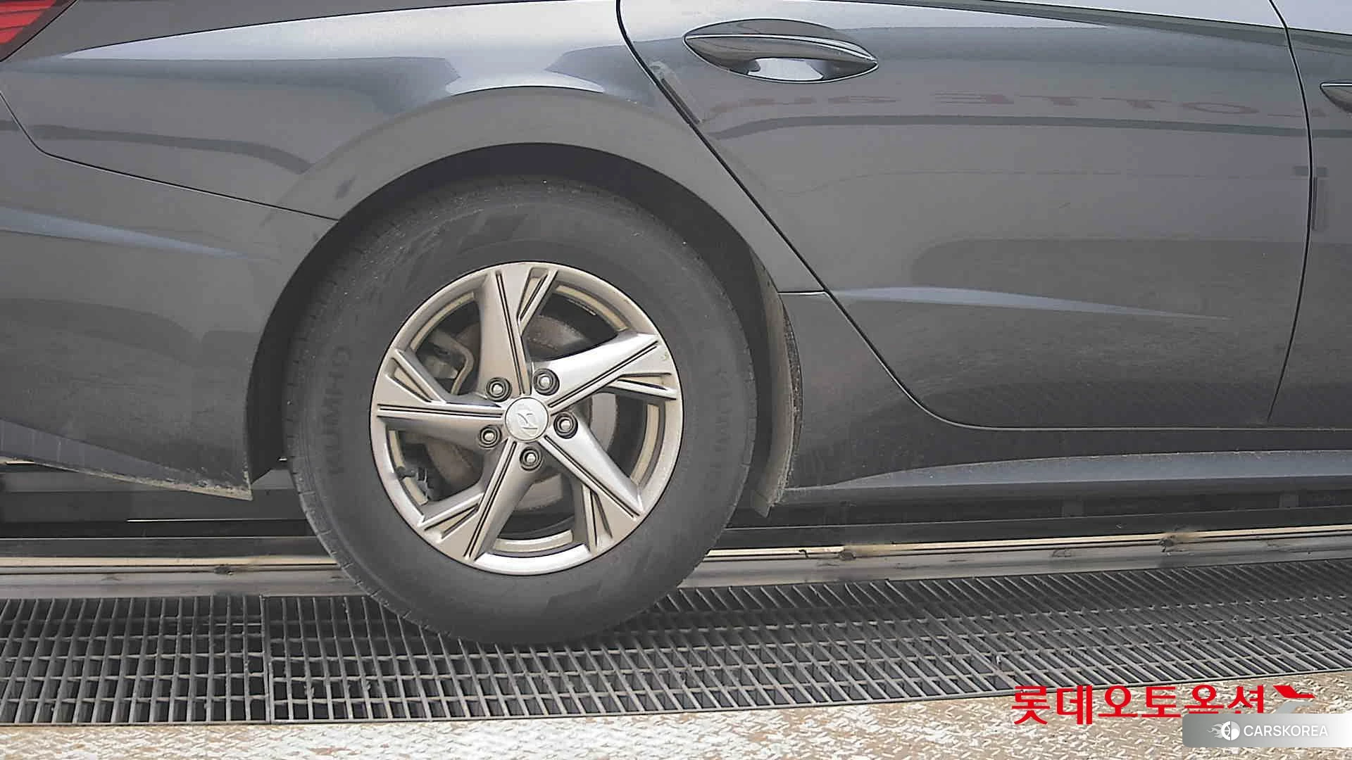 Hyundai Sonata id 3882007 из Кореи 16