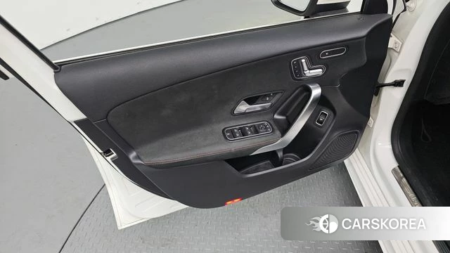Mercedes-Benz A-Class W177 id 4325019 из Кореи 16