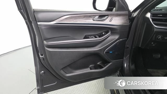 Jeep Grand Cherokee (WL) id 4725928 из Кореи 16
