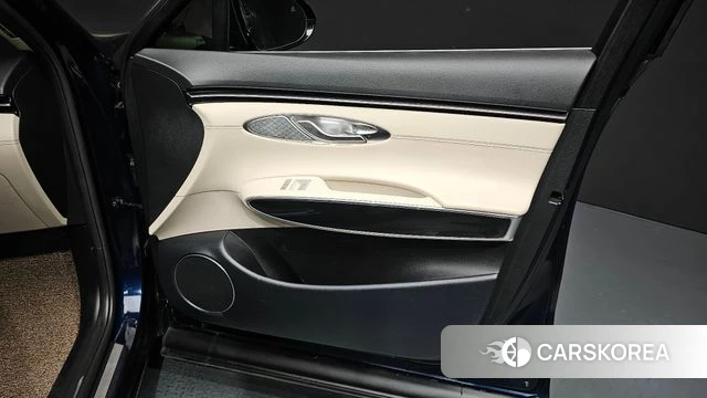 Genesis GV70 id 4854580 из Кореи 16