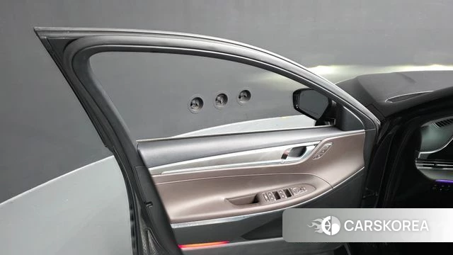 Hyundai The New Grandeur IG Hybrid id 4936991 из Кореи 16