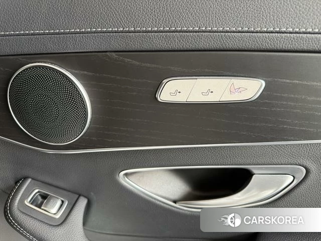Mercedes-Benz Class C id 4290236 из Китая 16