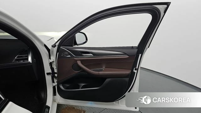 BMW X4 (G02) id 4880734 из Кореи 16