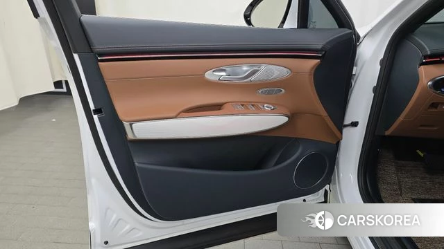 Genesis GV70 id 4639946 из Кореи 16