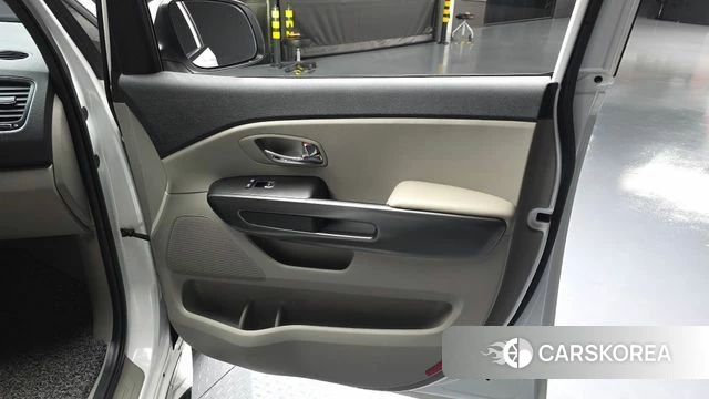 Kia The New Carnival id 4459094 из Кореи 16