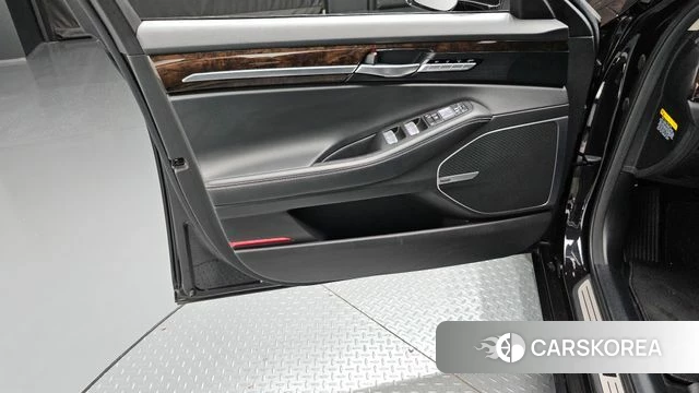 Genesis G90 id 4760173 из Кореи 16