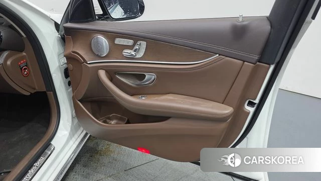 Mercedes-Benz E-Class W213 id 4378063 из Кореи 16