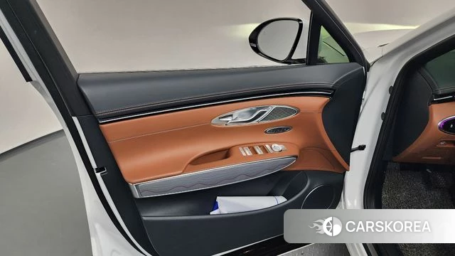 Genesis GV70 id 4194966 из Кореи 16