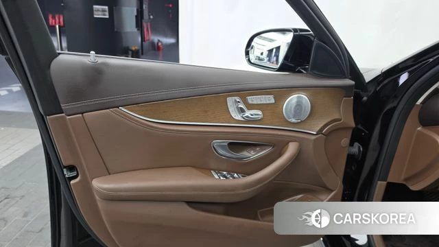 Mercedes-Benz E-Class W213 id 4765095 из Кореи 16