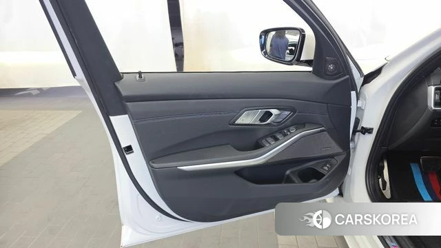 BMW 3 Series (G20) id 4943386 из Кореи 16