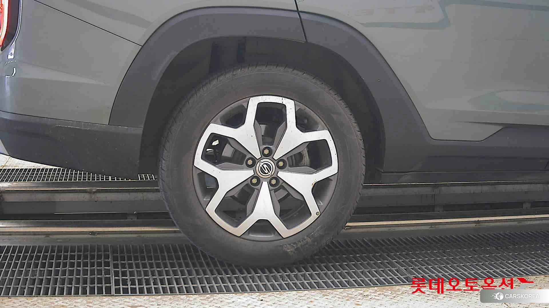 SsangYong Torres id 4902612 из Кореи 16