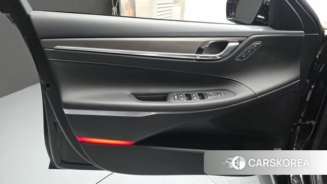 Hyundai The New Grandeur IG Hybrid id 4529105 из Кореи 16