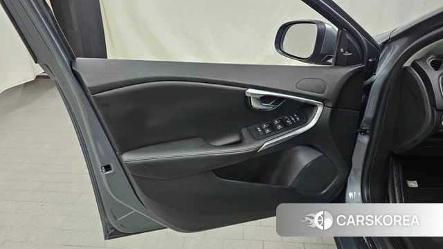 Volvo V40 id 4384972 из Кореи 16