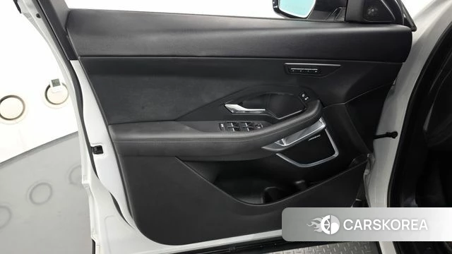 Jaguar E-PACE id 4836779 из Кореи 16