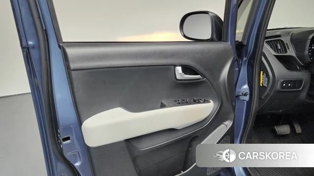 Kia The New Kia Ray EV id 4442165 из Кореи 16
