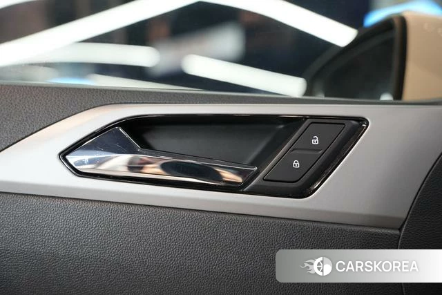 Volkswagen Polo id 4258641 из Китая 16