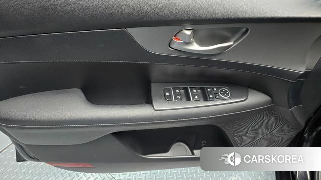 Kia Come New K3 id 4717810 из Кореи 16