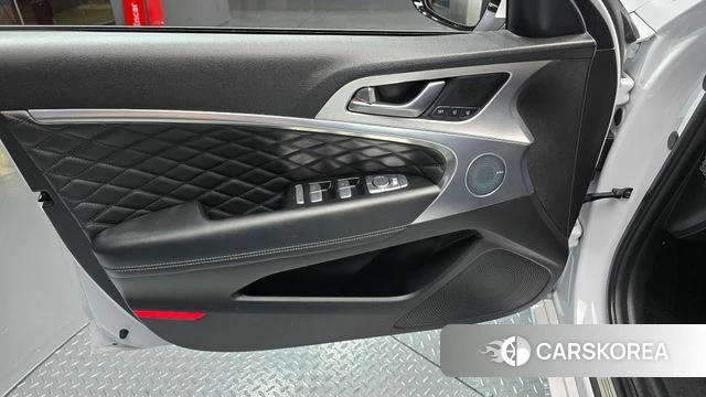 Genesis G70 id 4459203 из Кореи 16