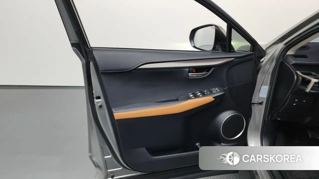 Lexus NX300h id 4377713 из Кореи 16