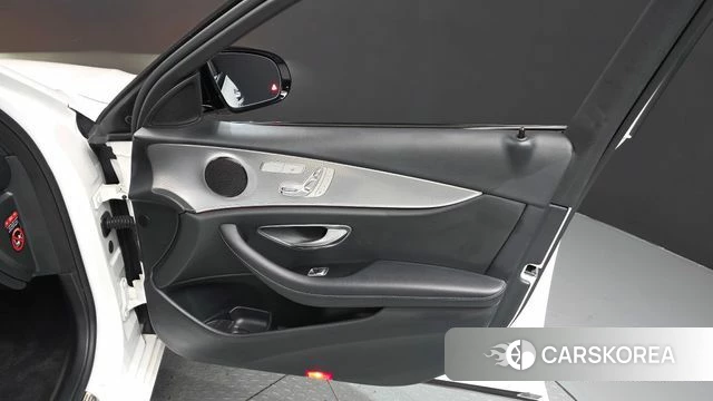 Mercedes-Benz E-Class W213 id 4551151 из Кореи 16