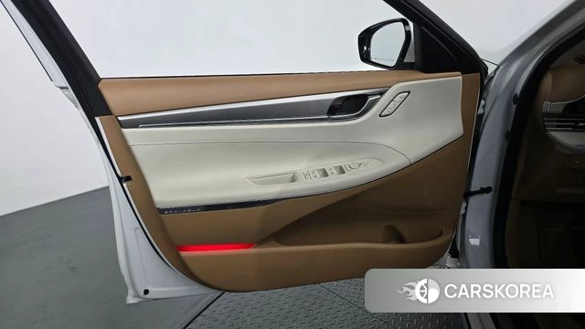 Hyundai The New Grandeur IG Hybrid id 4746147 из Кореи 16