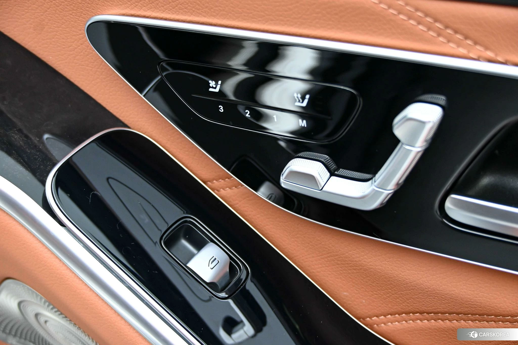 Mercedes-Benz Maybach S-class id 4419285 из Китая 16