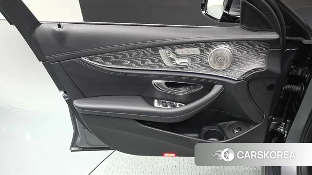 Mercedes-Benz E-Class W213 id 4871802 из Кореи 16