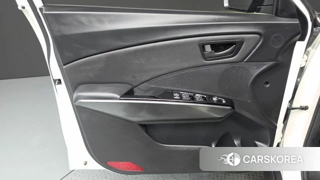 Ssangyong Berry New Tivoli id 4693457 из Кореи 16