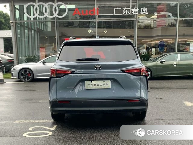 Toyota Saina id 4279171 из Китая 16