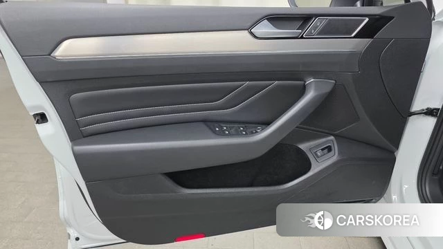 Volkswagen Passat GT (B8) id 4361314 из Кореи 16