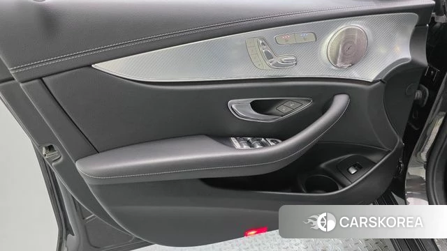 Mercedes-Benz E-Class W213 id 4793770 из Кореи 16