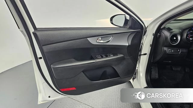 Kia The New K3 2nd generation id 4383191 из Кореи 16