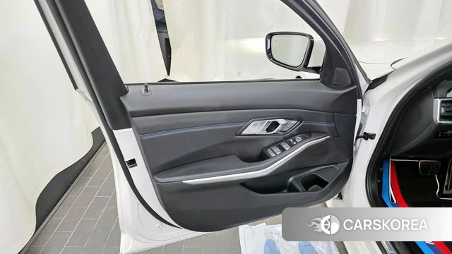 BMW 3 Series (G20) id 4303472 из Кореи 16