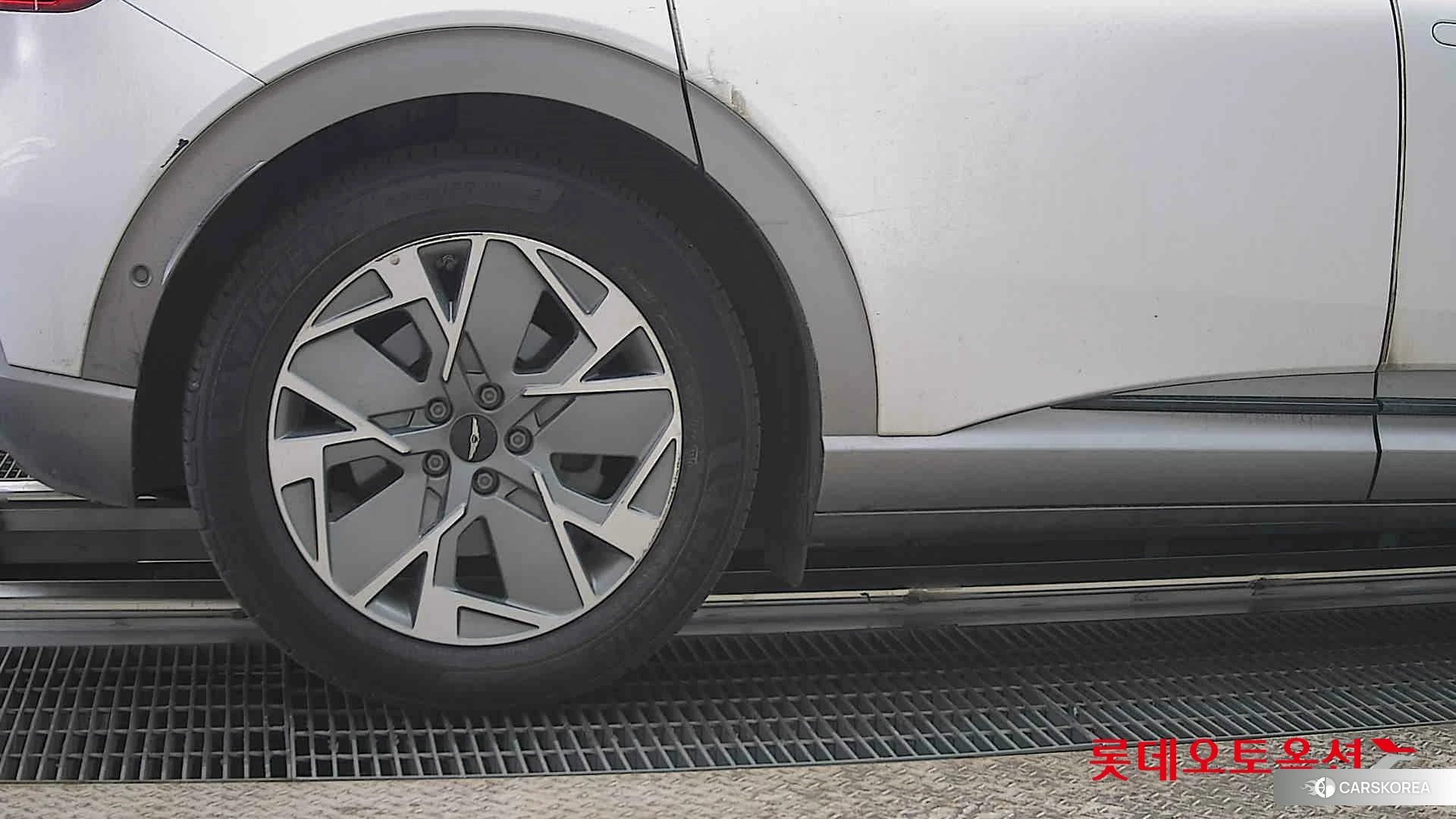 Hyundai GV60 id 3882074 из Кореи 16