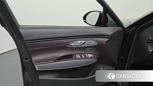 Genesis GV70 id 4202311 из Кореи 16