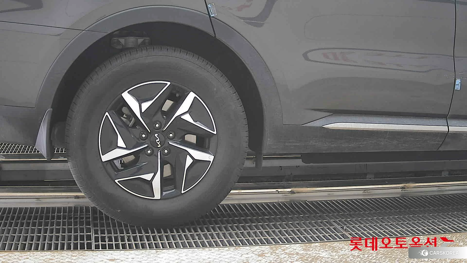 Kia Sorento Hybrid id 3882180 из Кореи 16