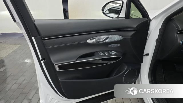Genesis GV70 id 4744714 из Кореи 16
