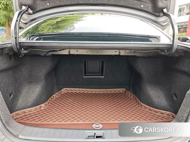 Nissan Xuan Yi id 4336400 из Китая 16