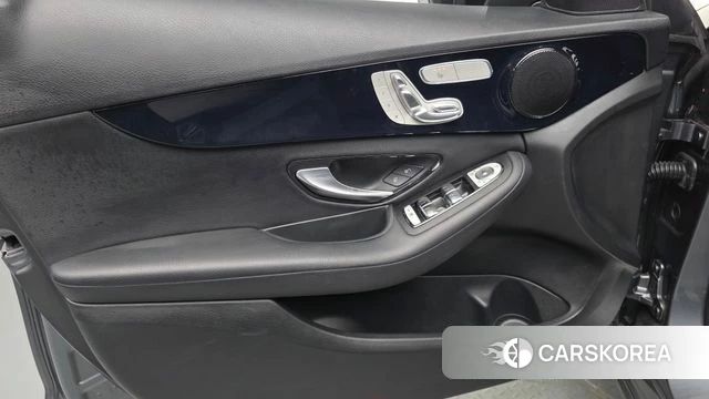 Mercedes-Benz C-Class W205 id 4684020 из Кореи 16